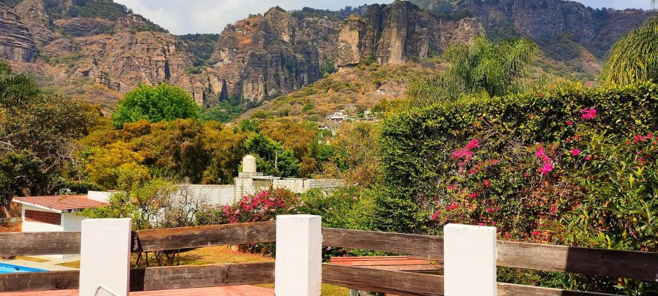 Ixlum Hoteles Y Casas Vacacionales Tepoztlan Bagian luar foto